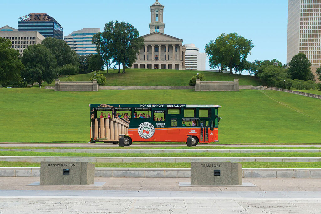 Trolley in front of state capitol