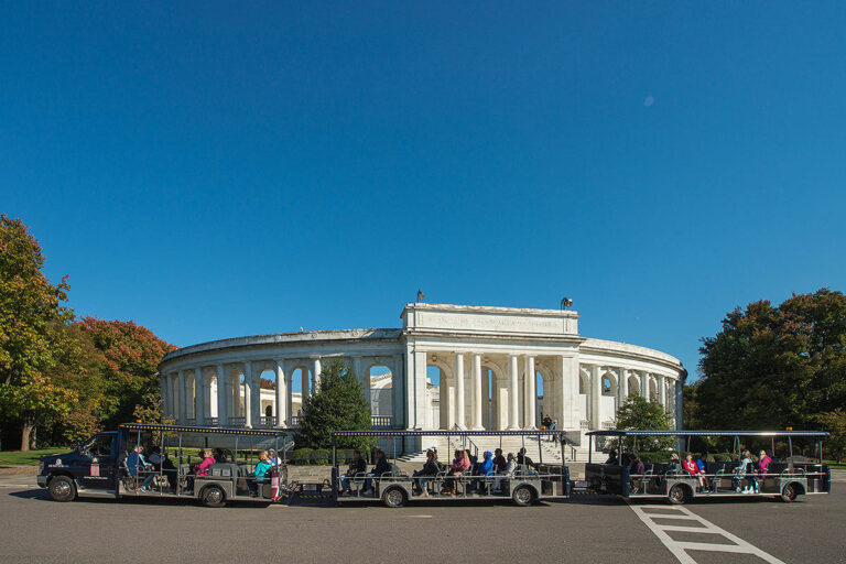 ampitheater at arlington national cemetery tours