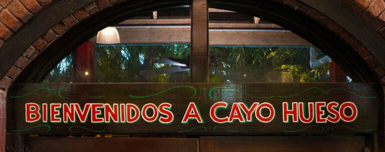 Cayo Hueso door sign