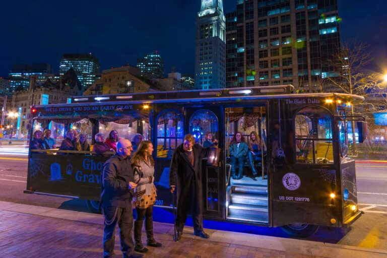 Boston Ghosts & Gravestones tour