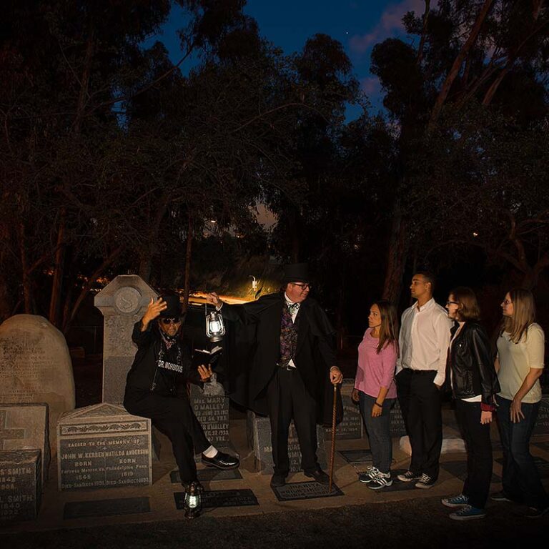 San Diego Ghosts & Gravestones Tour ghost hosts