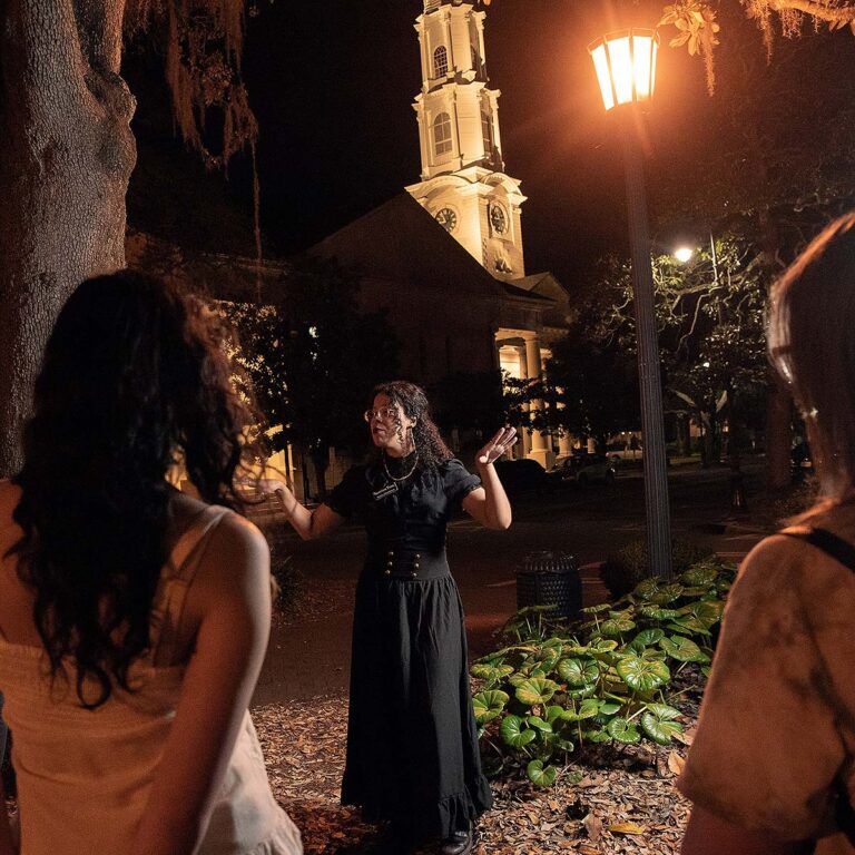 Savannah ghost town trolley tour guests and host