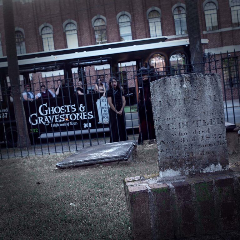 Savannah ghost town trolley tour