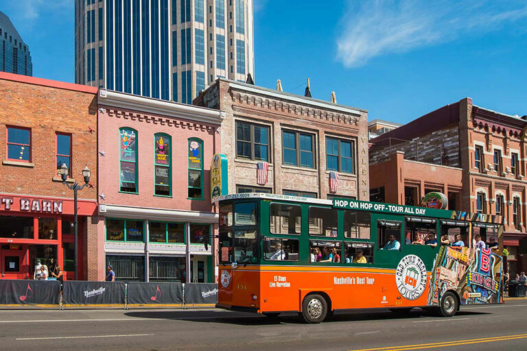 Trolley on Broadway Street, Nashville