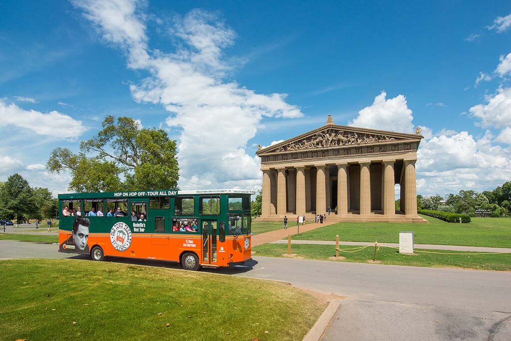 Nashville trolley driving by Parthenon