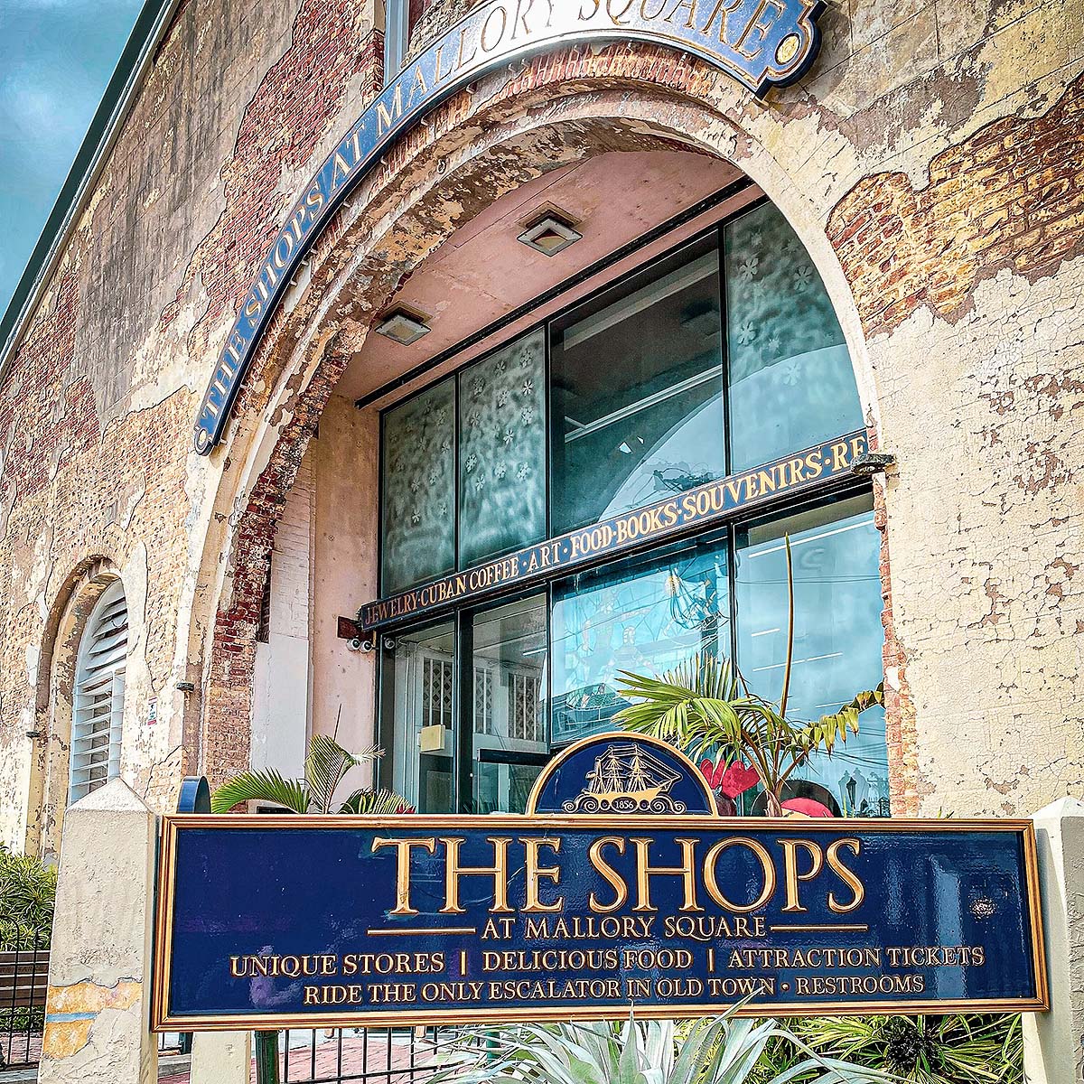 Shops at Mallory Square