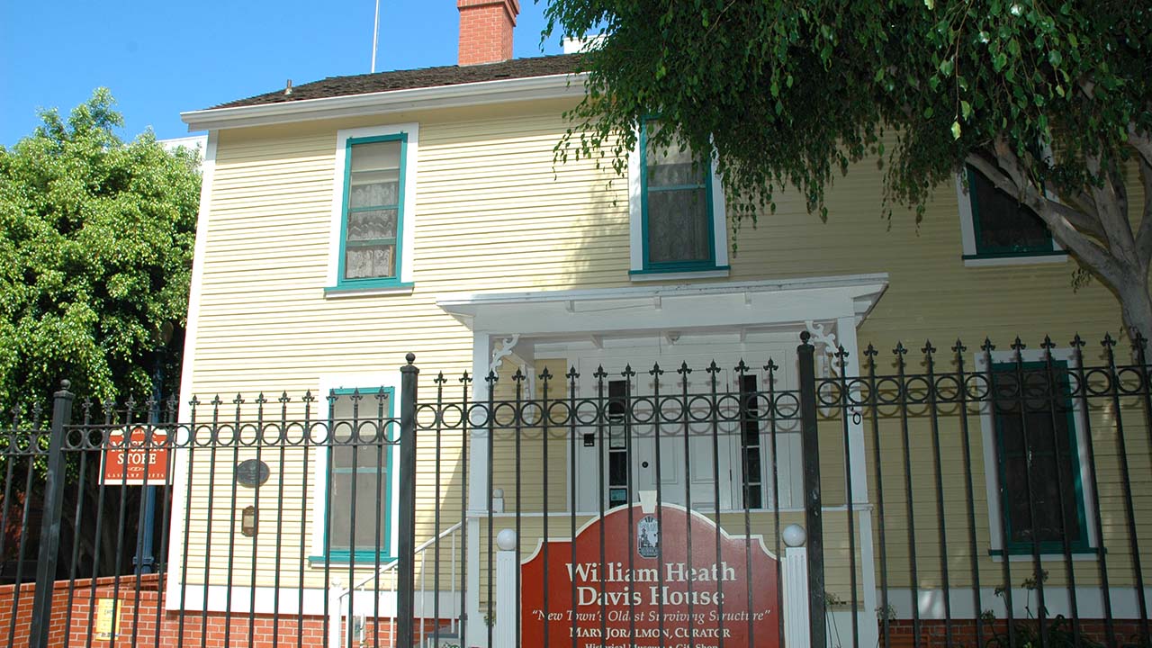 haunted Davis-Horton House, featuring its historic charm