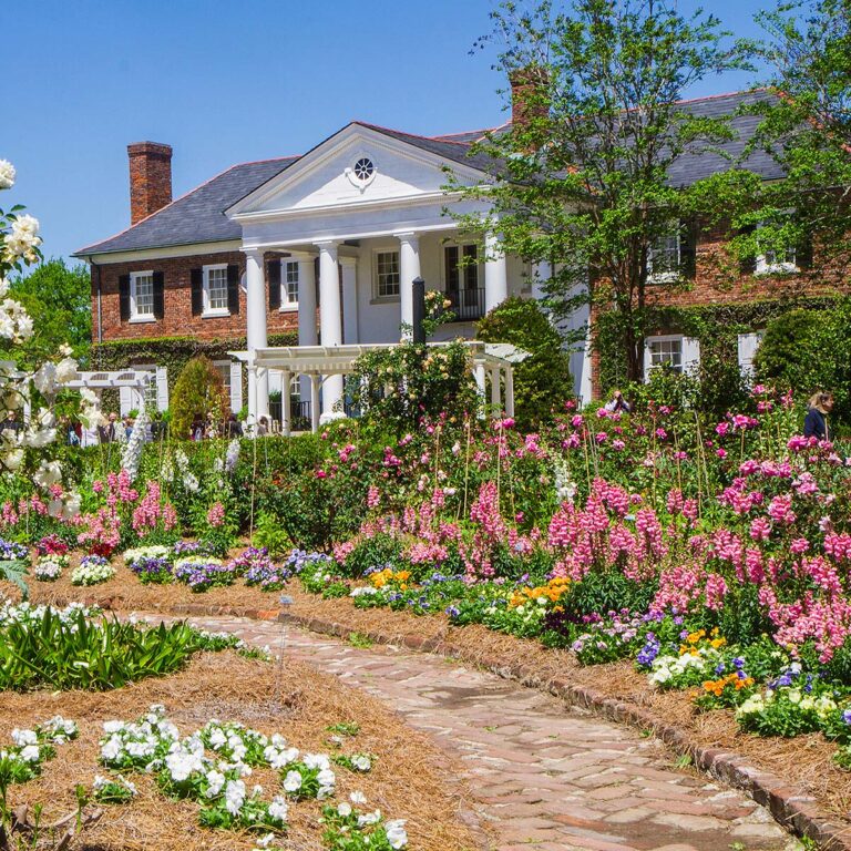 Boone Hall Plantation house and garden