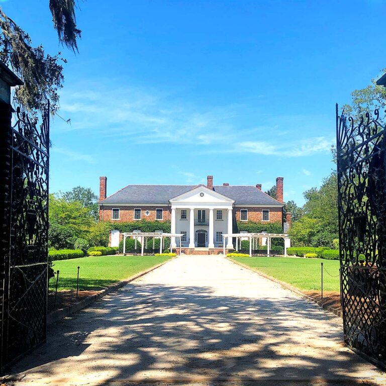 Boone Hall Plantation house in Charleston