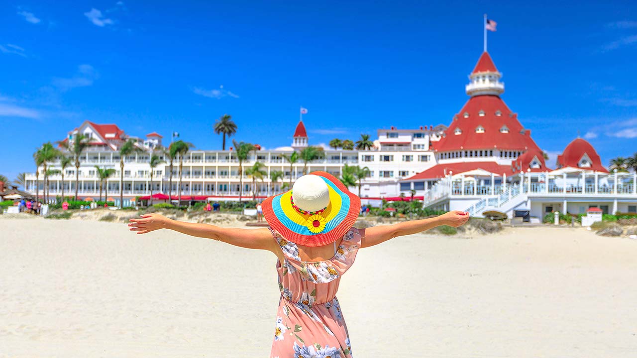 A beautiful serene view of the Coronado Beach in San Diego