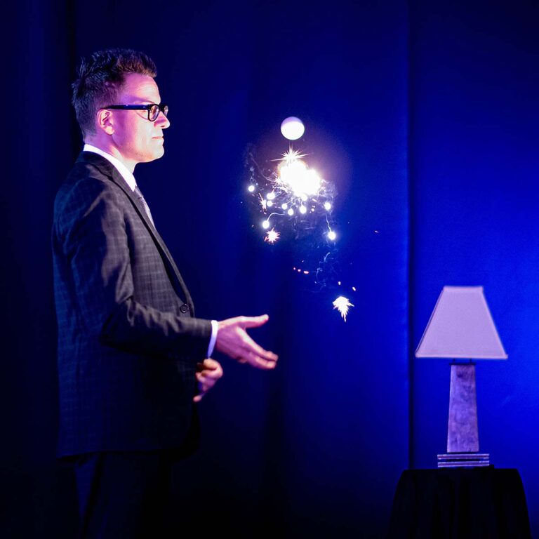 Magic Saloon magician