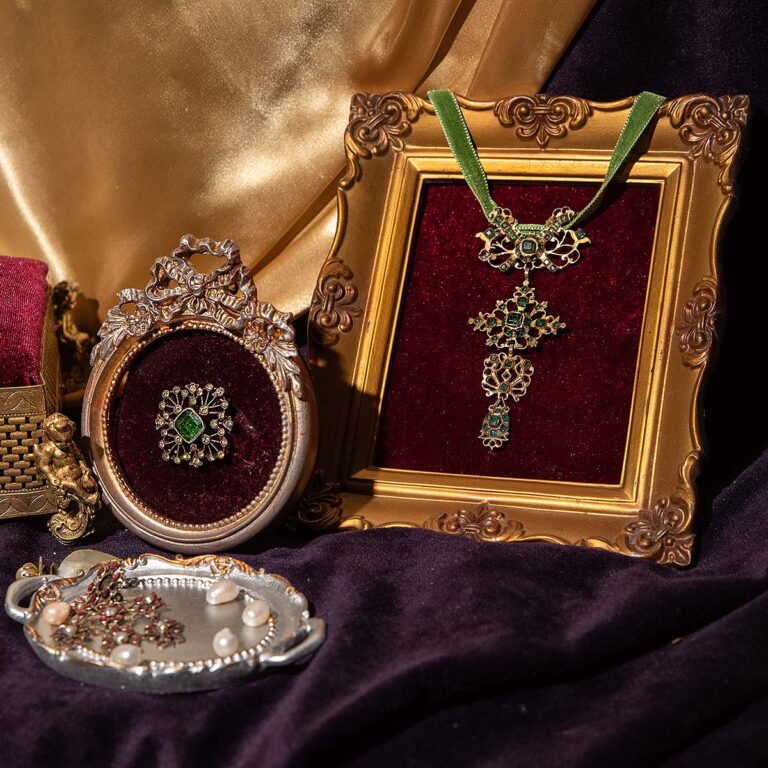 Savannah Pirates and Treasure Museum jewelry exhibit